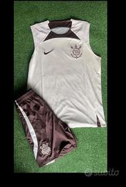 Tuta corinthias