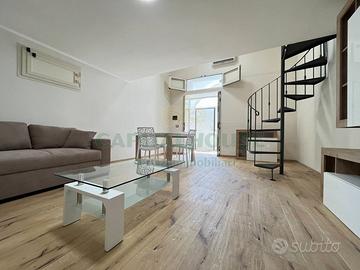 S2 duplex arredato con posto auto