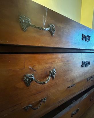 Mobile in legno