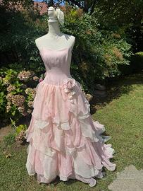 Abito da sposa, da cerimonia e da ballo.