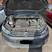 Volkswagen Touran del 2018 per ricambi