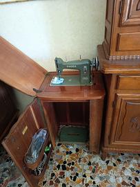 Macchina da cucire vintage Diadem 