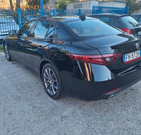 Alfa Giulia 2.2 150cv euro 6b