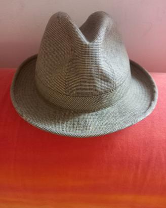 cappello GIPO English 57