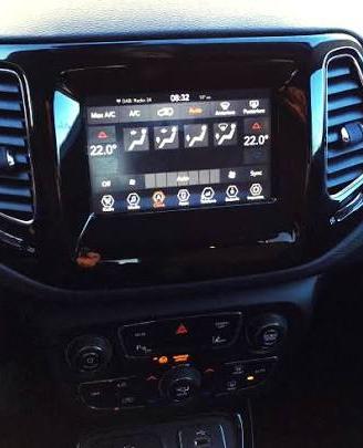Stereo Uconnect 7” originale jeep compass 2018