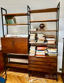 Mobile in teak