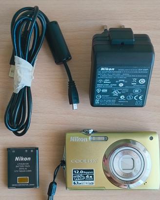 Nikon Coolpix S3000 • Testata • 12MP CCD • Y2K