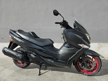 Suzuki Burgman 400