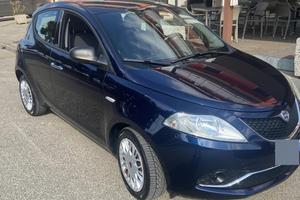 Lamcia ypsilon 1.2 silver 69 cv
