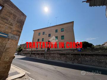 4 LOCALI A BRINDISI