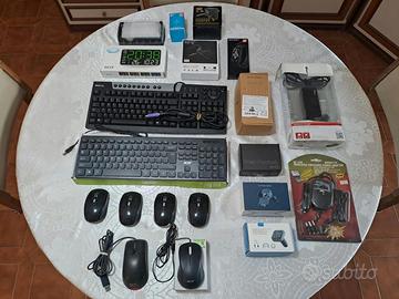 22 Accessori Informatica Elettronica Telefonia