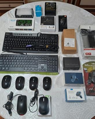 22 Accessori Informatica Elettronica Telefonia