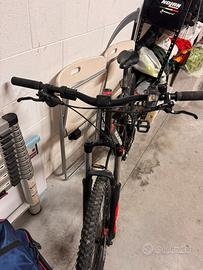 Bicicl MTB ROCKRIDER ST 530 S NERO-ROSSO