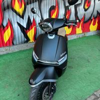 Keeway Iskia 125 - 2023 KM 0 FINANZ TASSO 0 TRATTA