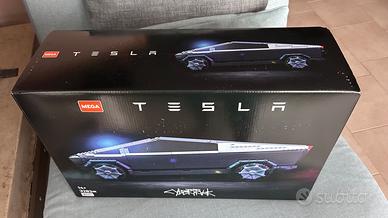 Auto da costruire Tesla Cybertruck