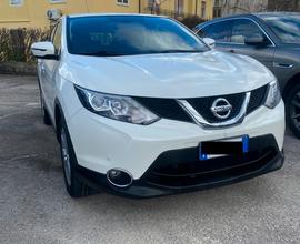 Nissan Qashqai 1.5 dCi N-Connecta