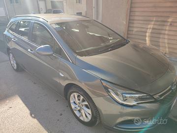 Opel Astra SW sportstourer 2018