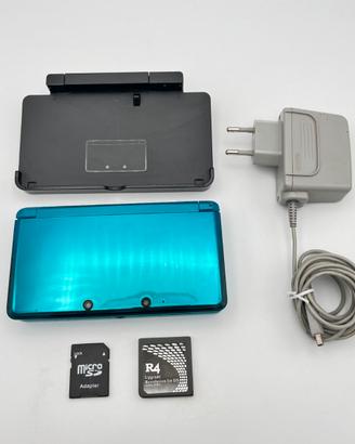 Nintendo 3DS Aqua Blu Console + Caricatore + Dock