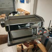 Macchina per la pasta 