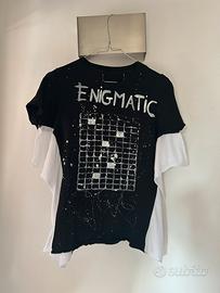 T-shirt Enigmatic taglia S a mano + vernice