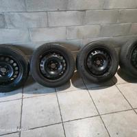 cerchi in ferro x pneumatici 205/55 R16 