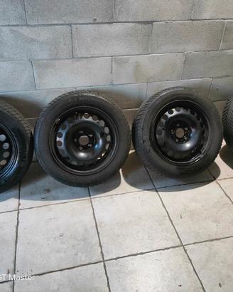cerchi in ferro x pneumatici 205/55 R16 