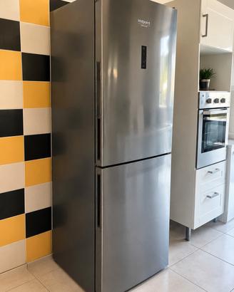 Frigorifero Hotpoint Ariston  colore Inox