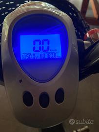 Motorino elettrico con pedalata assistita