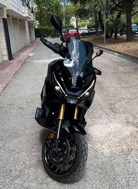 Honda X-Adv 750 Akrapovic