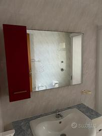 mobile bagno con specchiera