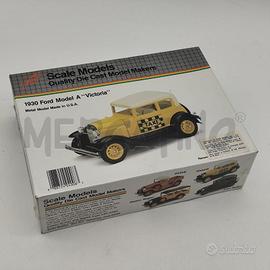 FORD MODEL A VICTORIA 1930 SCALE MODEL 1/20 MODELL