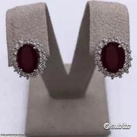 ORECCHINI ORO 18kt. CON DIAMANTI E RUBINI NATURALI