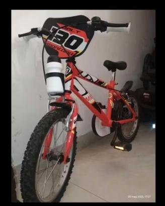 Bicicletta montata Bolt 16 rossa