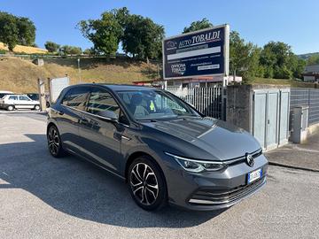 Volkswagen Golf 2.0 TDI 150 CV DSG SCR Style