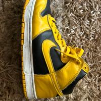 Nike dunk varsity maize usate