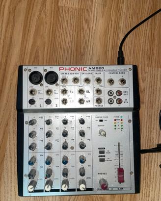 Mixer Phonic AM 220