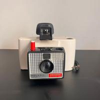 Polaroid swinger model 20