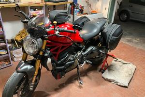 Ducati monster 1200