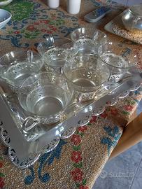 Set 6 tazze da tè con vassoio