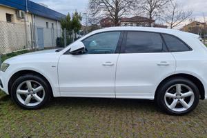 audi Q5 S line