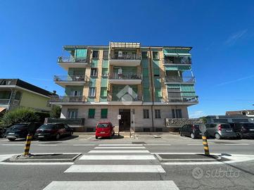 3 LOCALI A CARMAGNOLA