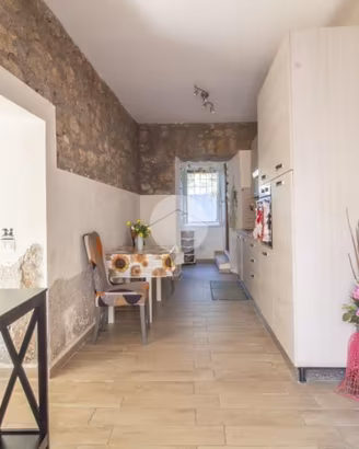 3 LOCALI A MARCELLINA