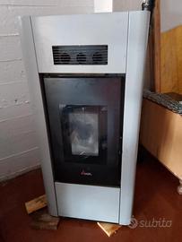 Modello primle 23, marca cadel, 22.8 KW stufa