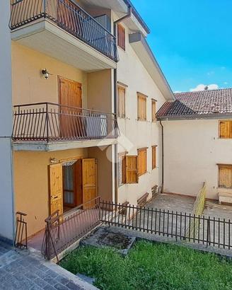MONOLOCALE A RIVISONDOLI