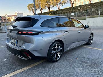 PEUGEOT 308 BlueHDi 130 S&S EAT8 Allure Pack