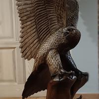 Aquila in legno 