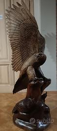 Aquila in legno 