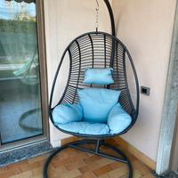 Poltrona sospesa per esterni