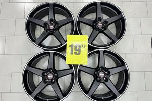 RL49 Cerchi usati Momo da 19" 5x112