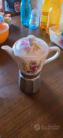 Rara Caffettiera Moka Vintage in porcellana
